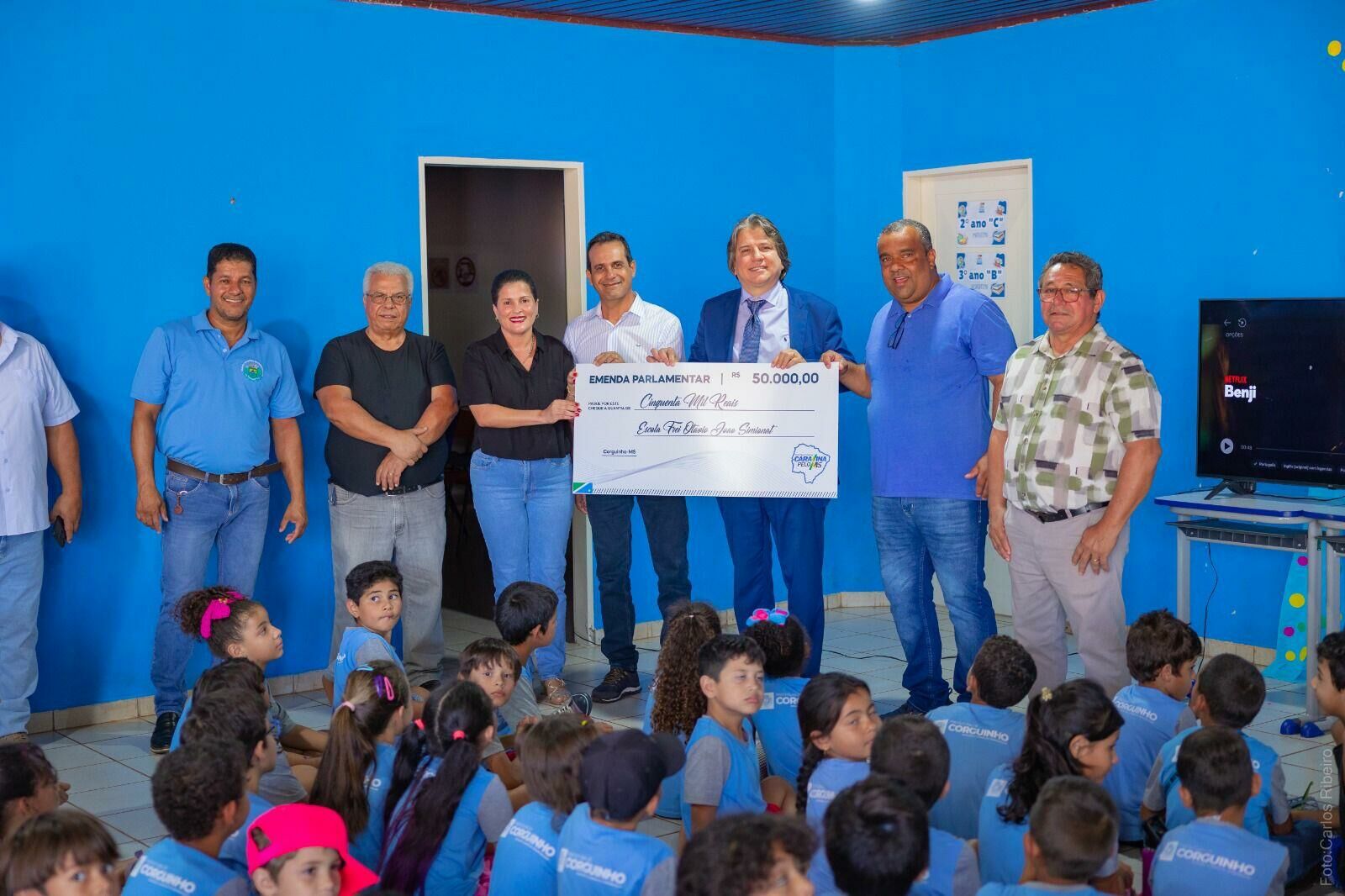 Imagem de compartilhamento para o artigo Emenda de Caravina garante conforto a alunos de Corguinho da MS Todo dia